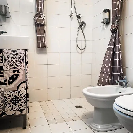 Grazioso Bilocale Pieno Centro Modena