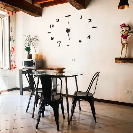 Grazioso Bilocale Pieno Centro * Modena